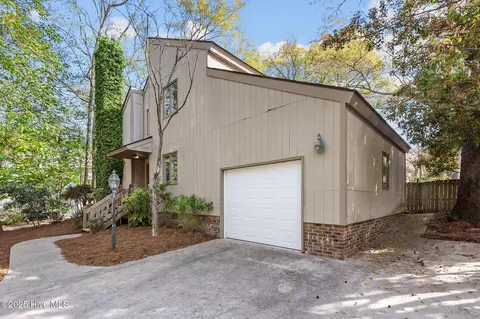 110 Gawain Rd, Greenville, NC 27858