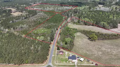 1665 Whitehall Road, Whiteville, NC 28472