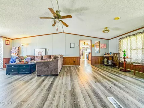 191 Thomas Point Rd, Shiloh, NC 27974 photo 4