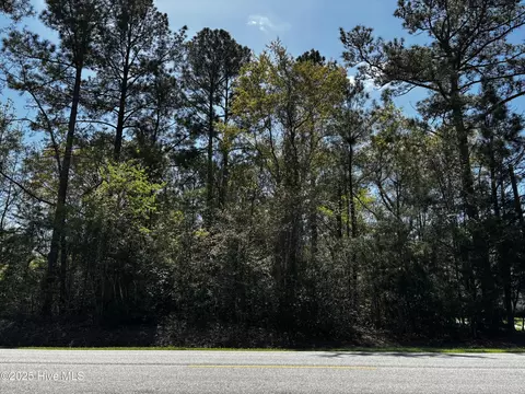 6113 Old Shallotte Rd NW, Ocean Isle Beach, NC 28467