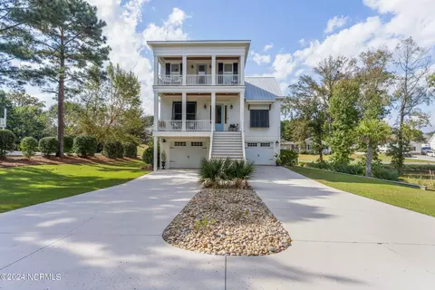 46 Hammock Watch Way, Hampstead, NC 28443 photo 2