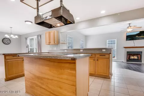 Kitchen - 229 E Ivybridge Dr # -1, Hubert, NC 28539 photo 1 of 9