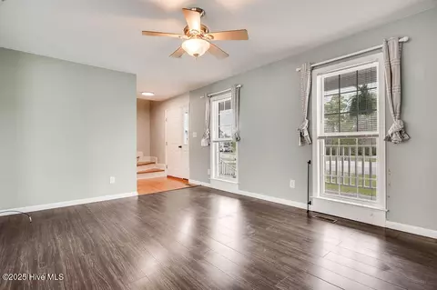 Living - 229 E Ivybridge Dr # -1, Hubert, NC 28539 photo 3 of 11