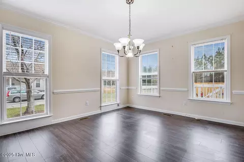 Dining - 229 E Ivybridge Dr # -1, Hubert, NC 28539 photo 3 of 4