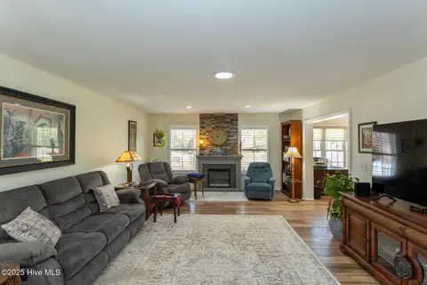 195 Pinehurst Trace Dr, Pinehurst, NC 28374 photo 6