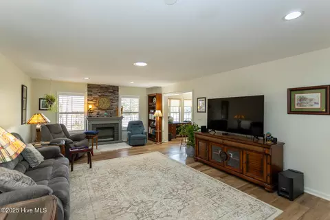 195 Pinehurst Trace Dr, Pinehurst, NC 28374 photo 5