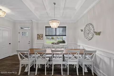 Dining - 354 Crown Pointe Dr, Hampstead, NC 28443 photo 1 of 2