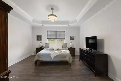 Bedroom - 354 Crown Pointe Dr, Hampstead, NC 28443 photo 1 of 8