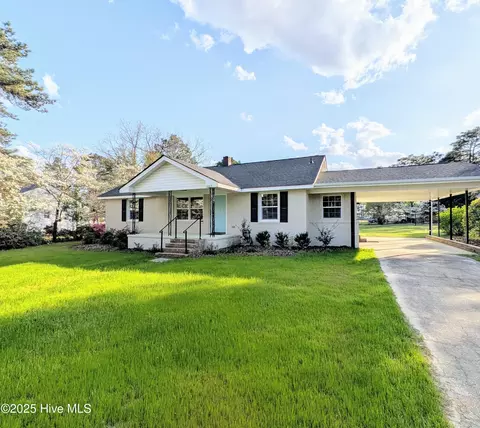 1003 Wilder Ave, Aberdeen, NC 28315