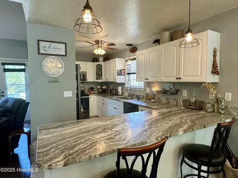 132 Swan View Dr, Kill Devil Hills, NC 27948 photo 9