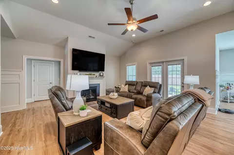 48 Streambed Way, Hampstead, NC 28443 photo 7
