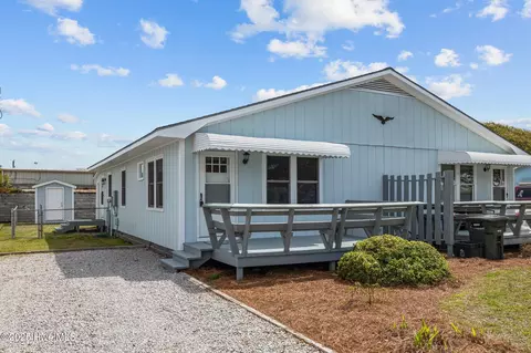 138 Bogue Inlet Dr #B, Emerald Isle, NC 28594