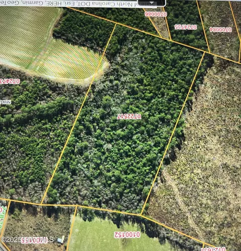 000 Sutton Rd, Snow Hill, NC 28580