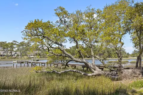 112 Wyndchase Ln, Beaufort, NC 28516
