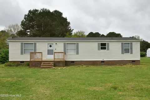 8957 Taylor Woods Cir, Rocky Mount, NC 27803