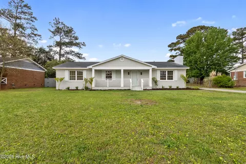 132 Elder Dr, Wilmington, NC 28405