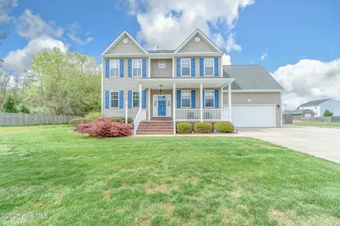 121 Matthews Dr, Elizabeth City, NC 27909