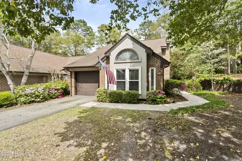 2210 Jumpin Run Dr, Wilmington, NC 28403