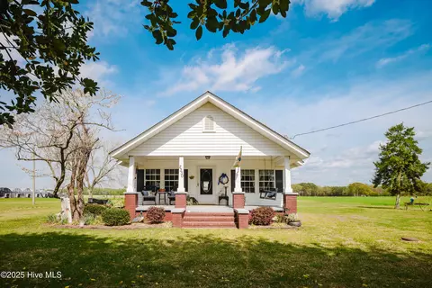 2330 Rocky Hock Rd, Edenton, NC 27932