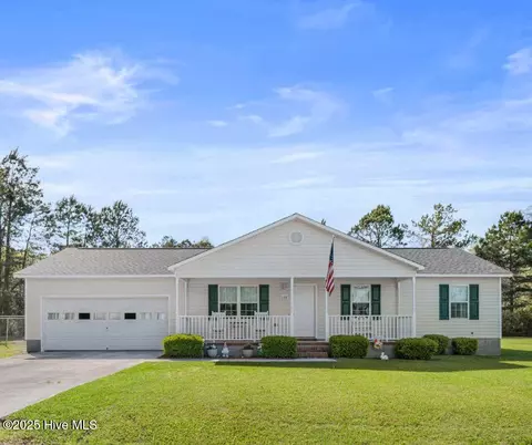 128 Stoney Creek Dr, Jacksonville, NC 28540