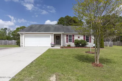 507 Sassy Ct, Richlands, NC 28574