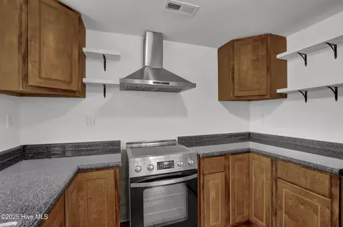 Kitchen - 3911 Penderlea Hwy, Willard, NC 28478 photo 2 of 3