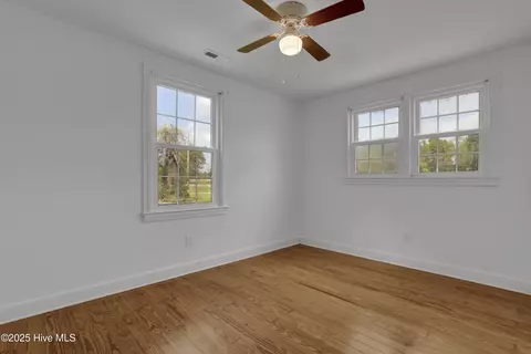 Bedroom - 3911 Penderlea Hwy, Willard, NC 28478 photo 3 of 6