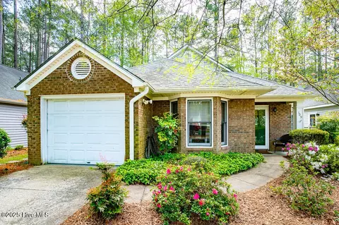 109 Fairways 7 Ct, New Bern, NC 28562