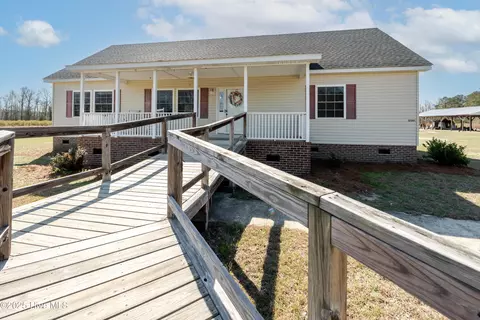 12361 Nc 210, Ivanhoe, NC 28447