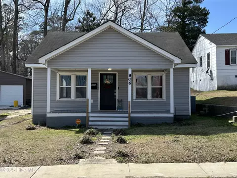 806 N King St, Windsor, NC 27983
