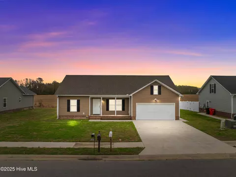 122 Nugget Trl, Elizabeth City, NC 27909