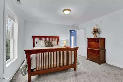 Bedroom - 109 Drake Rd, Hampstead, NC 28443 photo 9 of 9