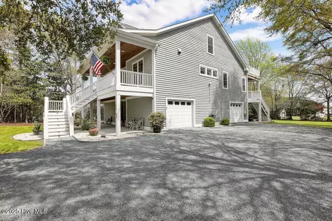 Exterior - 109 Drake Rd, Hampstead, NC 28443 photo 15 of 17