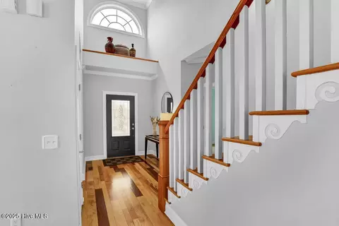 Entry Way - 109 Drake Rd, Hampstead, NC 28443 photo 1 of 1
