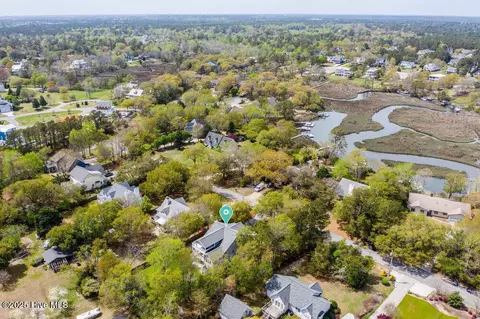 View/Area - 109 Drake Rd, Hampstead, NC 28443 photo 6 of 9