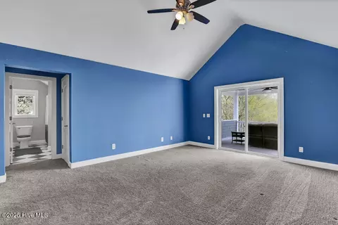 Bedroom - 109 Drake Rd, Hampstead, NC 28443 photo 5 of 9