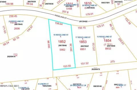 19 Ridgeland St, Pinehurst, NC 28374 photo 4