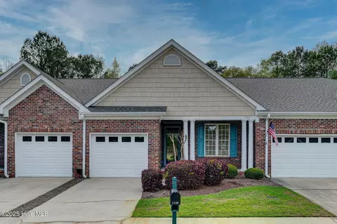 1149 Greensview Cir, Leland, NC 28451