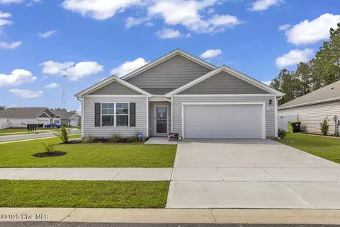 3712 Bumble Bee Dr, Shallotte, NC 28470