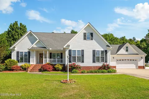 1508 Joseph Daniels Ln, Ayden, NC 28513