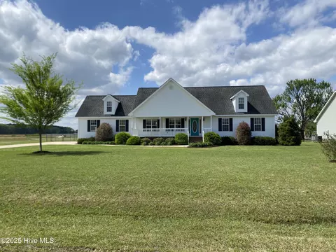 114 Ralph Dr, Pikeville, NC 27863