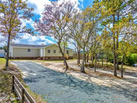 421 Mcquillan Dr, Wilmington, NC 28412