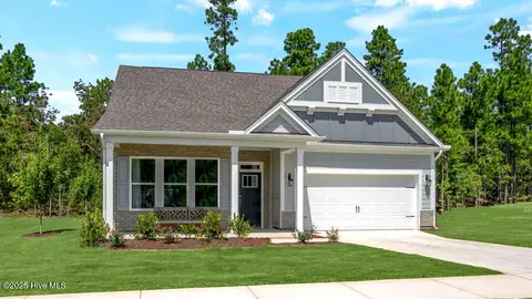 575 Banbury Ln, Pinehurst, NC 28374