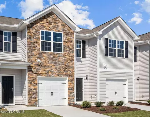 3504 Sunstone Way #D2, Winterville, NC 28590