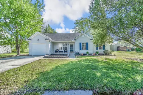 131 Green View Rd, Moyock, NC 27958