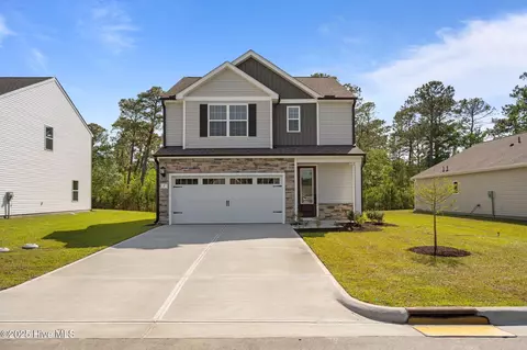 7 N Umbrella Palm Dr, Hampstead, NC 28443