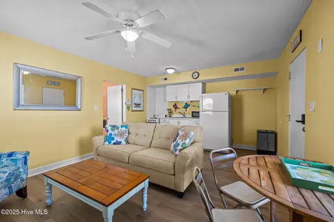 201 Henderson Blvd #1, Atlantic Beach, NC 28512 photo 15
