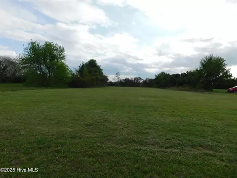 17 Durant St, Hertford, NC 27944