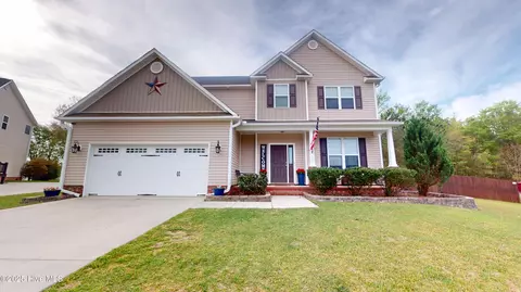 306 S River Ct, Jacksonville, NC 28540