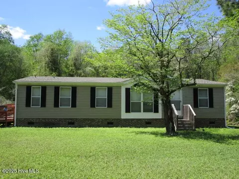 121 Millpond Rd, Gatesville, NC 27938